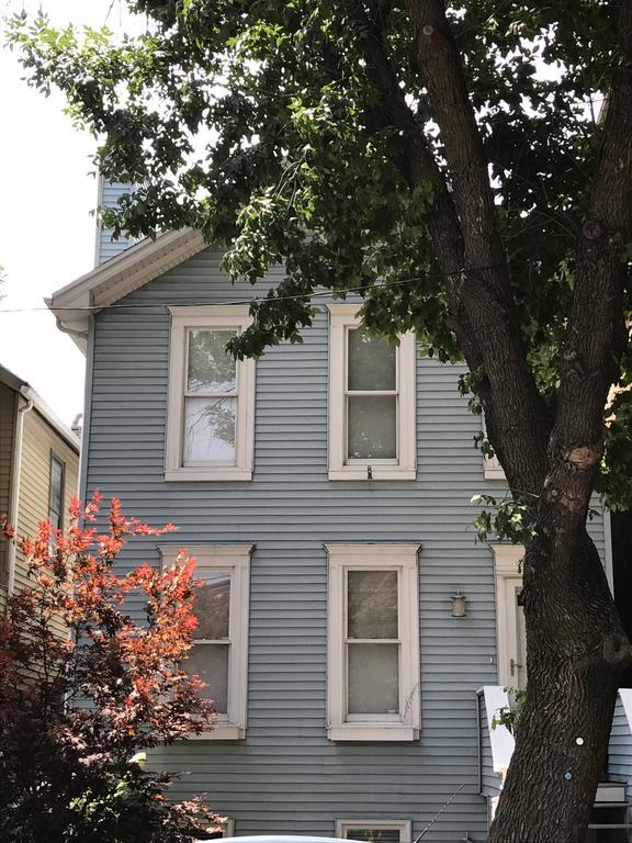 3 Bedroom Spacious Home In Ideal Location W Free Parking Back Yard Pets Welcome Chicago Exterior photo